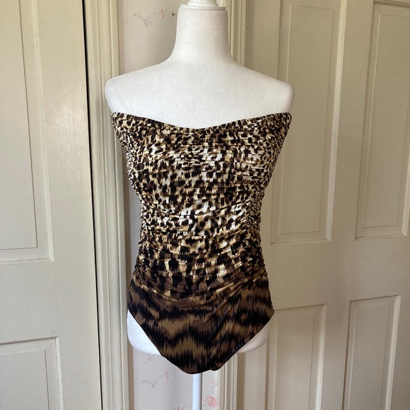 Carmen Marc Valvo Strapless Leopard Bathing Suit - Picture 1 of 10